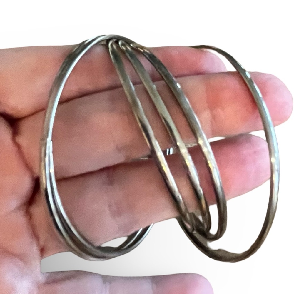 Silver Interlocking Rolling Bangle Bracelet - image 3
